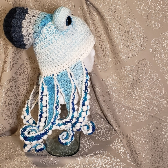 Amazing handmade Kraken Hat - Picture 3 of 9